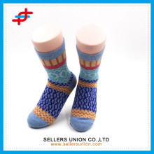 2015 novas meias de lã angorá de inverno multicoloridas tricô casual de lã quente em estoque